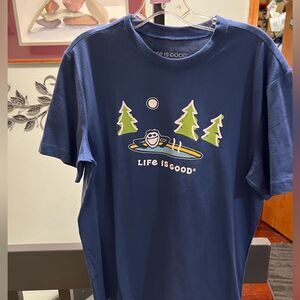 NWOT Men’s Life is Good Blue Graphic T-Shirt Small #079